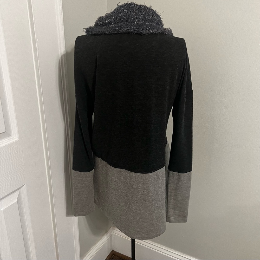 Blue Gray Charcoal Color Block Fuzzy Knit Cowl Ne… - image 6